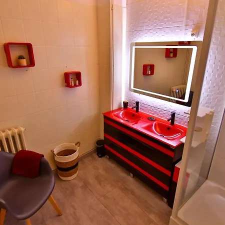 Les Berges Du Cher Apartment *